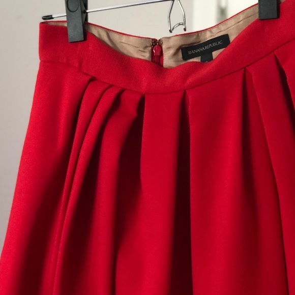 Banana republic red skirt Clearance